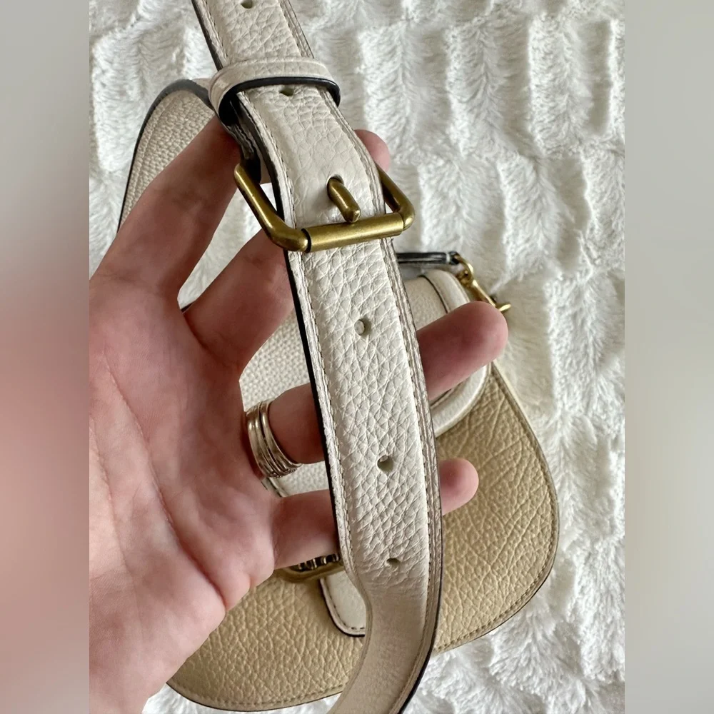 Coach Jade Saddle Bag In Colorblock. Cream Crossbody Bag with Gold Hardware - Picture 10 of 13